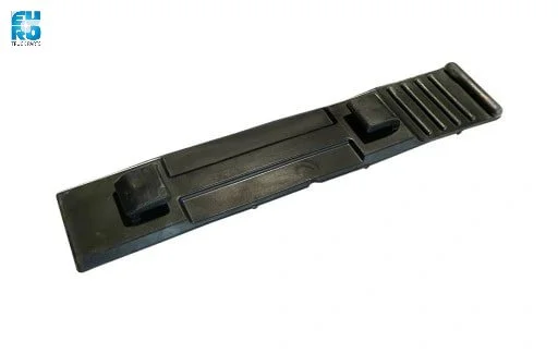 MB ACTROS 4 SPATBORD RUBBER STRIP 9605200067
