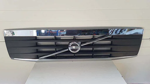VOLVO FH13 GRILL SET WITH FRAMES 2008 82255255A 21089175