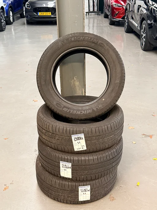 4x zomerbanden 205/60R16 92H Michelin Energy Saver
