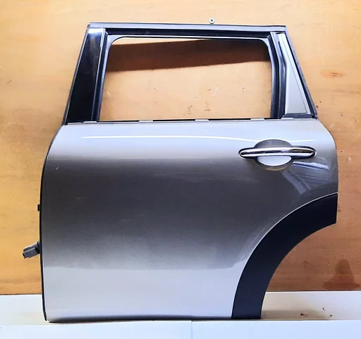 Portier deur linksachter Mini Clubman F54 > '15 Melt. Silver