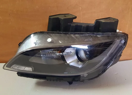 Koplamp links orgineel Hyundai Kona v.a 2017 92101-J9500