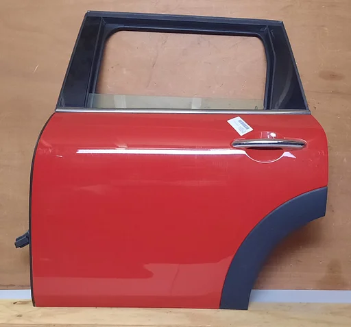 Portier deur linksachter Mini Clubman F54 v.a '15 Chili Red