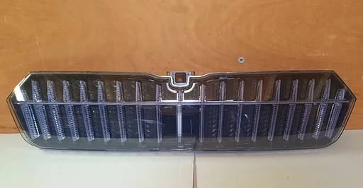 Grille met verlichting Skoda Enyaq IV v.a 2020 5LA941107A
