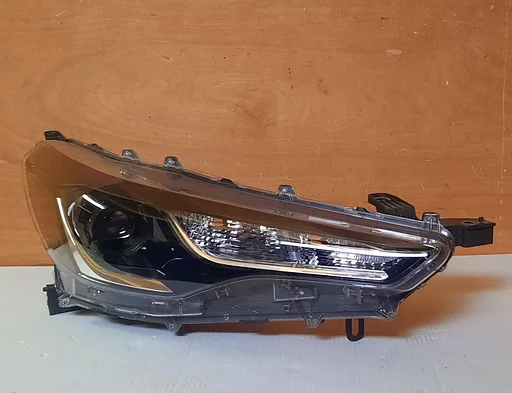 Koplamp rechts LED Toyota Corolla Cross v.a 2022 81130-16830