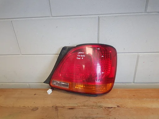 Lexus GS gs300 gs400 achterlicht rechts 1997 - 2004 scheur
