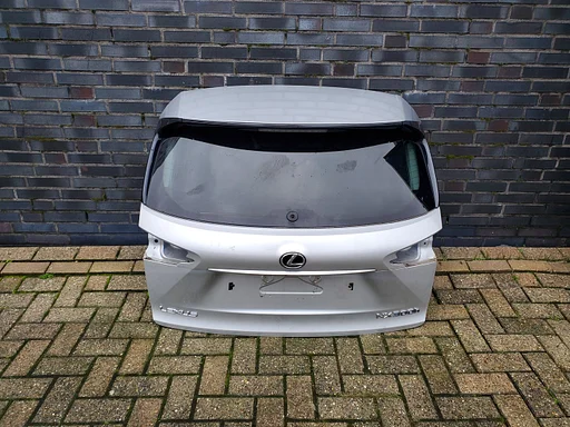 Lexus NX NX300 van 2014 tot 2022 achterklep zilver PUNTGAAF