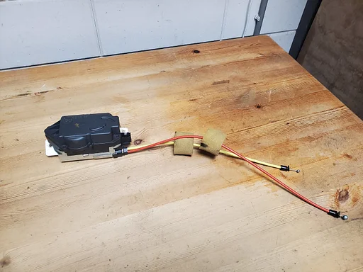 Mercedes E klasse W211 station achterklep slotmechaniek €100