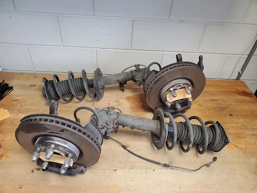 Kia Sportage 2009 -2016 veerpoot fusee compleet rechts €75
