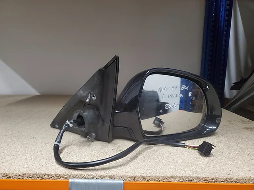 Audi A4 8k 2007 - 2010 spiegel rechts zwart 6 draden €50