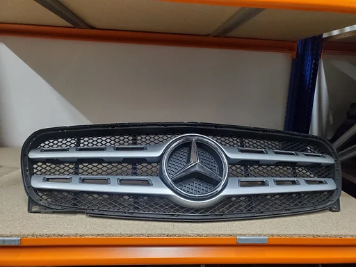 Mercedes GLA X156 2013 - 2022 grille met VERLICHT logo AMG