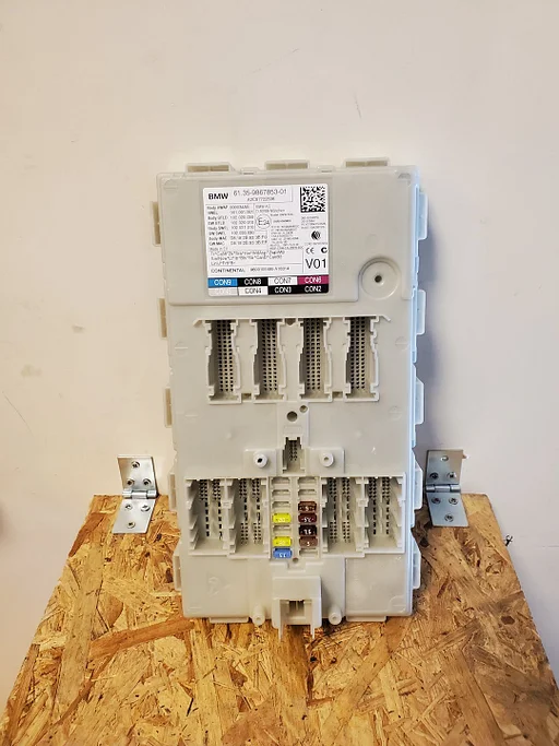 BMW 5 serie G30 G31 / 7 G11 G12 boordnet module 9867853 €100