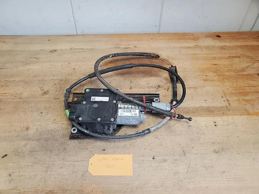 Opel Insignia 2008 -2016 elektrische handrem mechaniek €75
