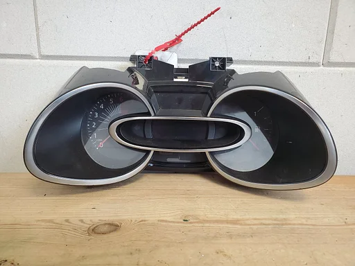 Renault Clio 4 13 - 20 cockpit teller benzine 248108015r €40