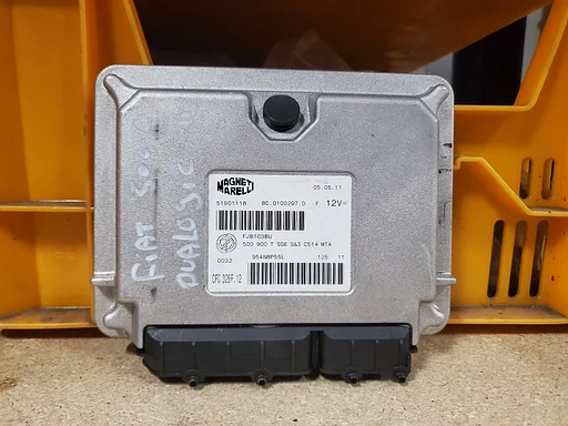 Fiat 500 0.9 twinair automaatbak computer ecu 51901118 €150