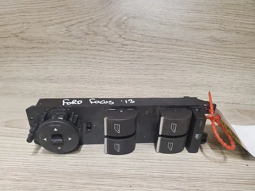 Ford Focus 3 2011-2016 raamschakelaar links f1et13a132cb €20