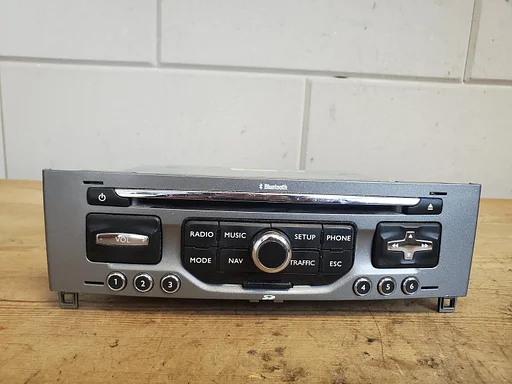 Peugeot 308 2008 - 2013 radio navigatie rneg 98016555xh €100