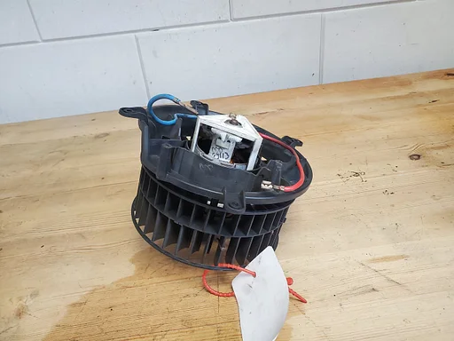 Mercedes E klasse W210 kachelmotor handmatige / geen airco