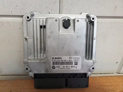 BMW 1 serie F20 / 3 F30 F31 ecu motorcomputer 8517874 DIESEL