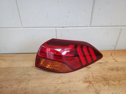 Hyundai Tucson 2015 - 2020 achterlicht rechts led 92402d7600
