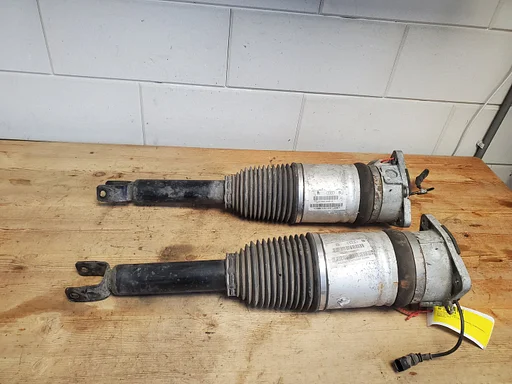 Audi A8 2002 - 2009 schokdemper links achter 4e0616001h €75