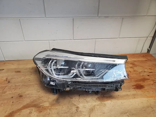 BMW 6 serie GT g32 led koplamp MET SCHADE 2017 - 2023 €100