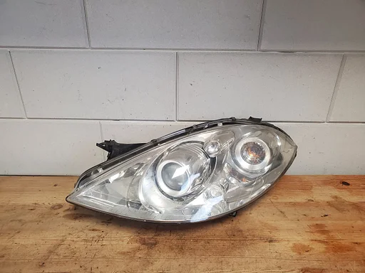 Mercedes A klasse W169 xenon koplamp links a1698201161 €75