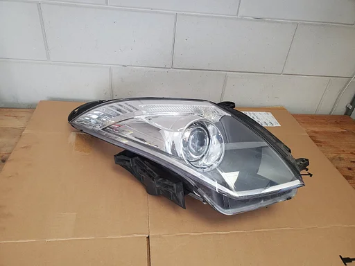 Citroen C6 2005 - 2013 xenon koplamp rechts 9660983180 €300
