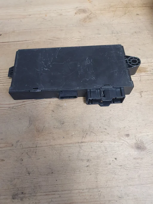 BMW X5 e70 2005 - 2012 bcm boordnet CAS module 6943838 €75