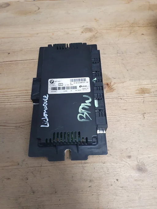 BMW 1 serie E81 E87 licht verlichting module LEAR 9166707