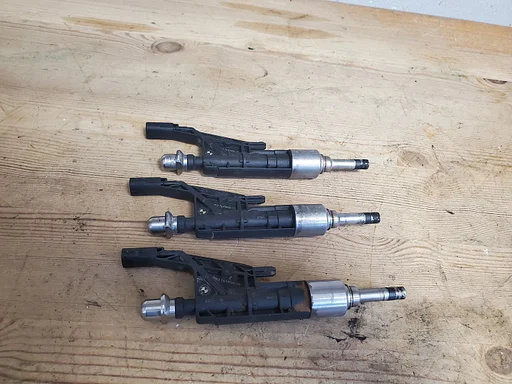 BMW 1 2 3 4 5 serie en Mini injector 1.5 benzine 7639990 €20