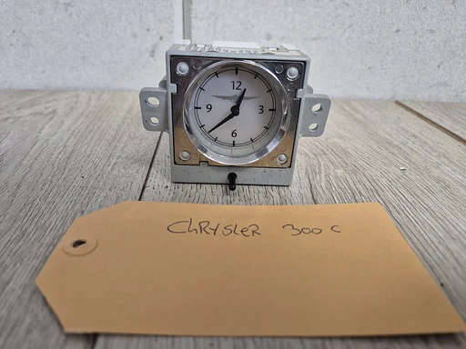 Chrysler 300c 300 c 2004 tot 2010 klokje tijdsklokje €30