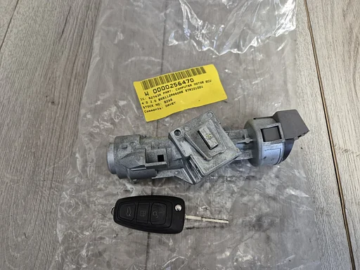 Ford Mondeo 4 2007 - 2015 contactslot met sleutel 30 euro