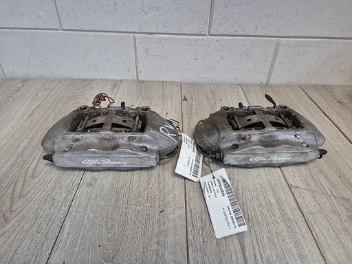 Alfa Romeo 159 remklauw set BREMBO 4 pots 305mm upgrade €200