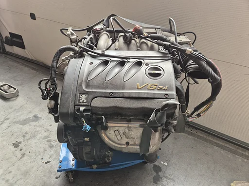Peugeot 406 605 Citroen Xantia XM 3.0 v6 motor XFZ ES9J4
