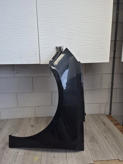 Peugeot 308 2013 tot 2020 voorscherm spatbord links €50
