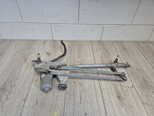 Peugeot 308 2013 - 2020 ruitenwissermechaniek met motor VOOR