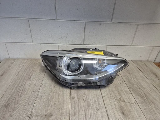 BMW 1 serie F20 F21 van 2012 tot 2016 xenon koplamp rechts