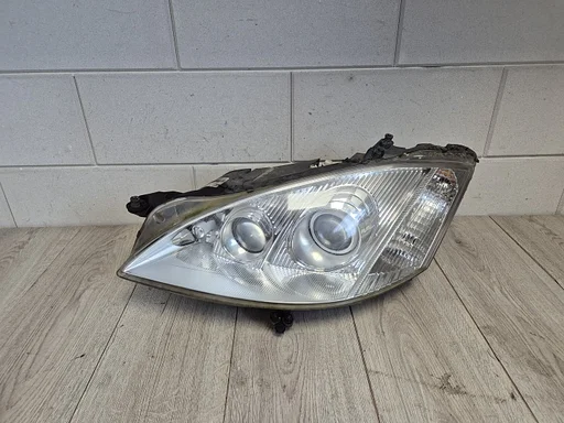 Mercedes S klasse W221 2005 - 2009 xenon koplamp A2218207561