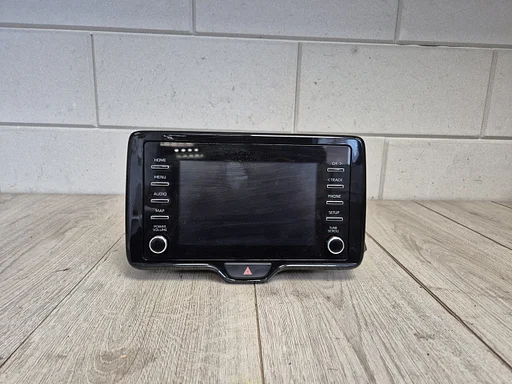 Toyota Yaris 4 2020 - 2025 radio navigatie 86140k0070 €250