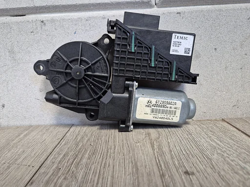 VW Polo 9n3 2005 - 2008 raammotor links voor 4 elek. ramen