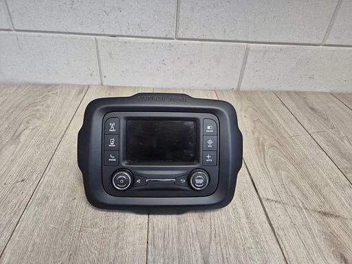 Jeep Renegade 2014 - 2020 radio met navigatie functie €300