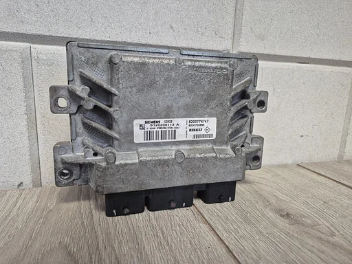 Renault Twingo 2 2007 -2013 ecu motorcomputer 1.2 8200774747