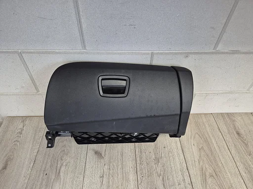 BMW 6 serie F06 F12 F13 2012 tot 2018 dashboardkastje €100