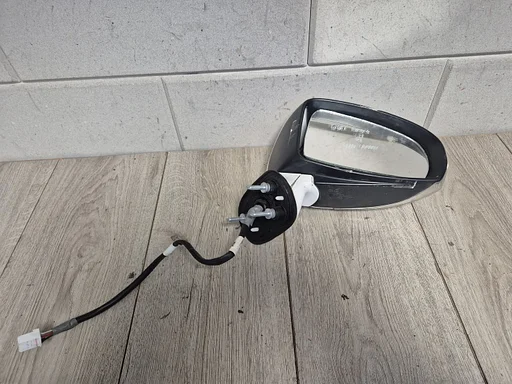 Toyota Avensis t27 2008 - 2016 spiegel rechts kleur wit €75