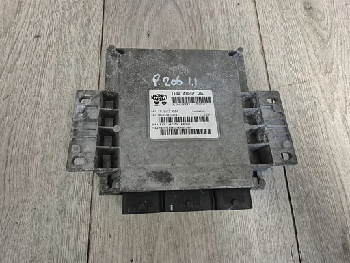 Peugeot 206 ecu motorcomputer 1.1 benzine iaw48p276 €30