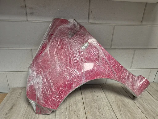 Toyota Aygo 2005 - 2013 voorscherm spatbord links ROOD €75