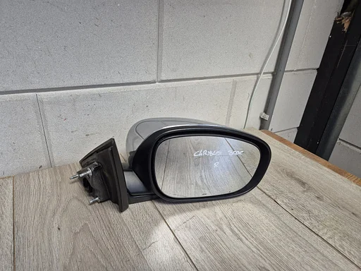 Chrysler 300c 300 c 2004 tot 2010 spiegel rechts chroom €75