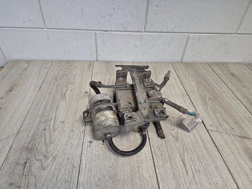 VW Golf 2 gti / Corrado 1.8 G60 brandstofpomp met filter €75