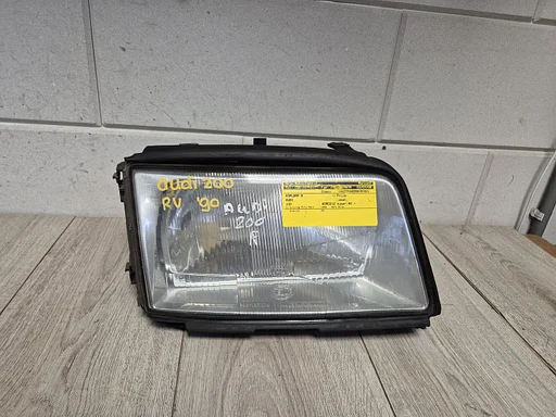 Audi 100 200 koplamp rechts nette staat ORIGINEEL hella €50