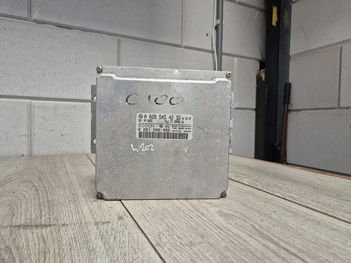 Mercedes C klasse W202 / CLK W208 motorcomputer a0285454232